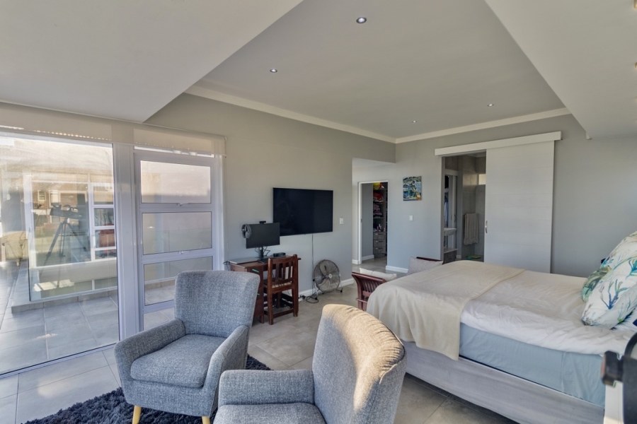 4 Bedroom Property for Sale in Yzerfontein Western Cape